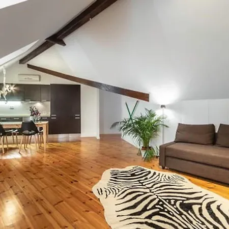 Апартаменты Downtown - Chiado & Me 2 *